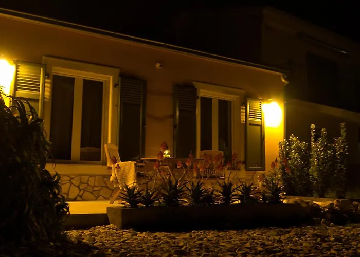 Tatil Evi Seafronthouse Niksa, 2 Km From Vis *