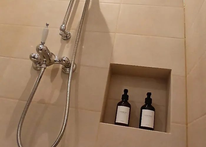 Seafronthouse Niksa, 2 Km From Vis *