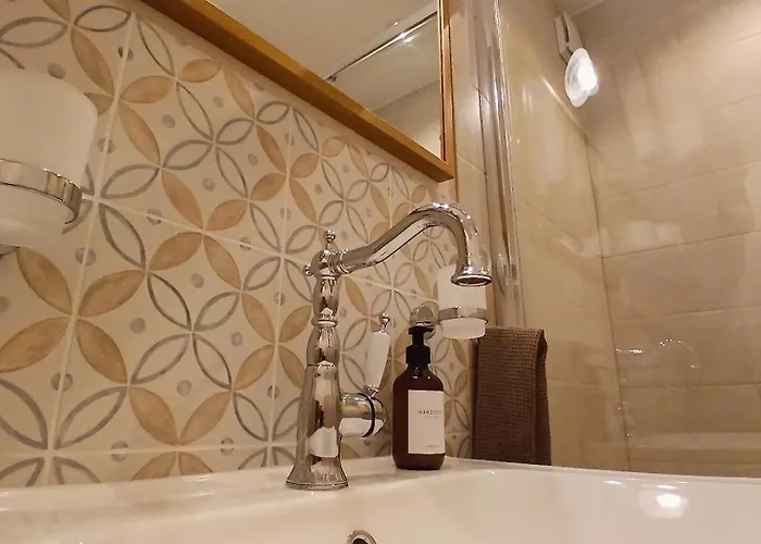 Tatil Evi Seafronthouse Niksa, 2 Km From Vis Rogacic