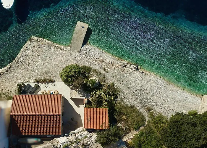 Seafronthouse Niksa, 2 Km From Vis *